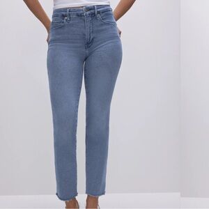 Good American Good Legs Straight Jeans
Size 2/26
Blue 449